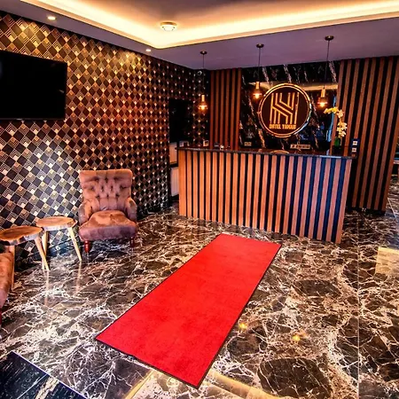 Yaman Hotel