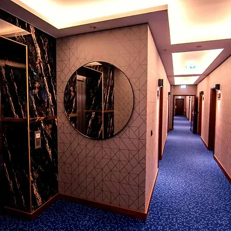 Yaman Hotel